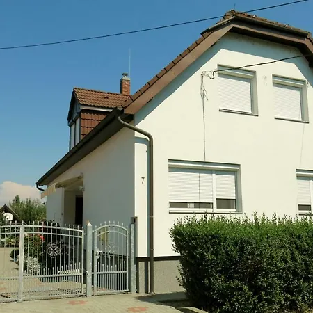 10 Tatil Evi